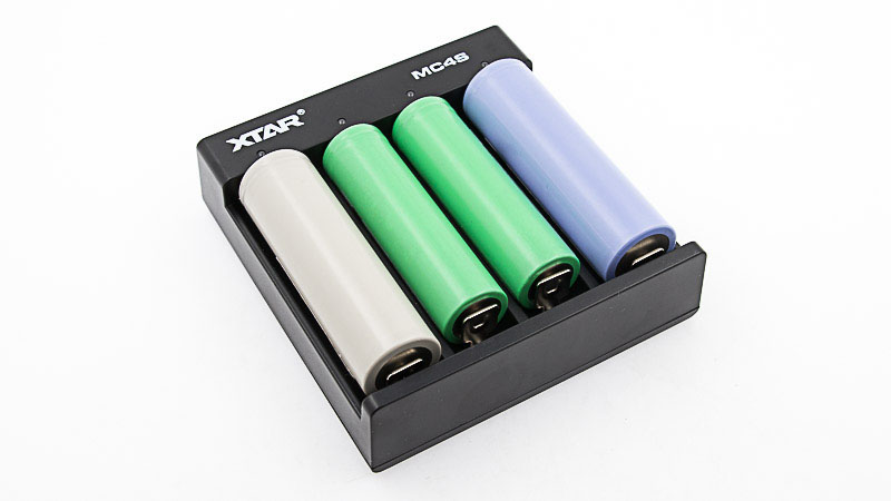 Chargeur d'accus MC4S de XTAR, pour charger vos accus