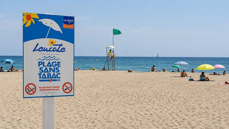 Signalétique des plages sans tabac ni cigarette électronique
