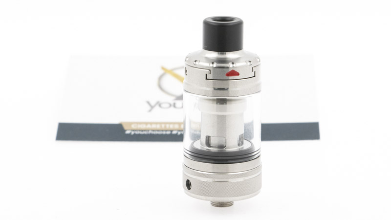 Le Nautilus 3²² qui équipe le Kit Zelos X, c'est tout simplement la version 22mm du Nautilus 3. Il conserve toutes les qualités de vape de la série légendaire des clearomiseurs Nautilus, en leur ajoutant deux atouts bien pratiques pour vapoter au quotidien