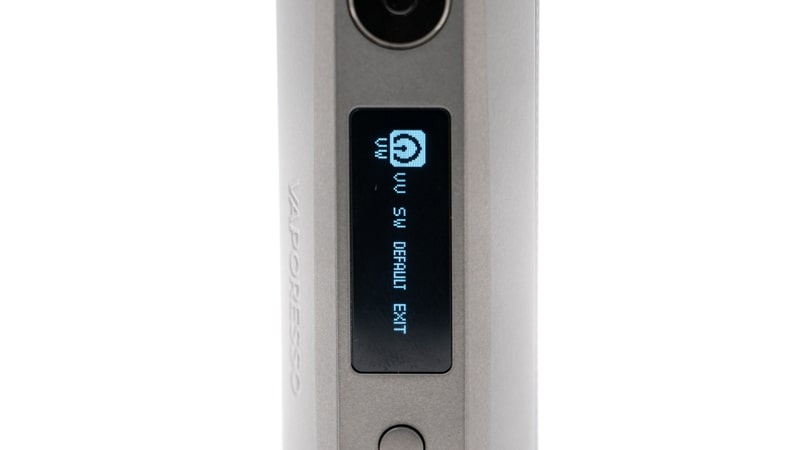 Vaporesso est connu pour ses chipsets particulièrement réactif, et pour ses menus certes très bien présentés, mais tellement riches en options que l'on peut s'y perdre. Rien de tel ici : la marque va à l'essentiel.