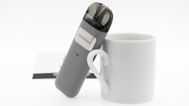 Le Pod Sonder U de Geek vape forme une cigarette électronique légère et compacte : 40gr pour 9,5cm