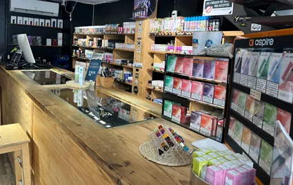 Intérieur de la boutique de YouVape à Montpellier