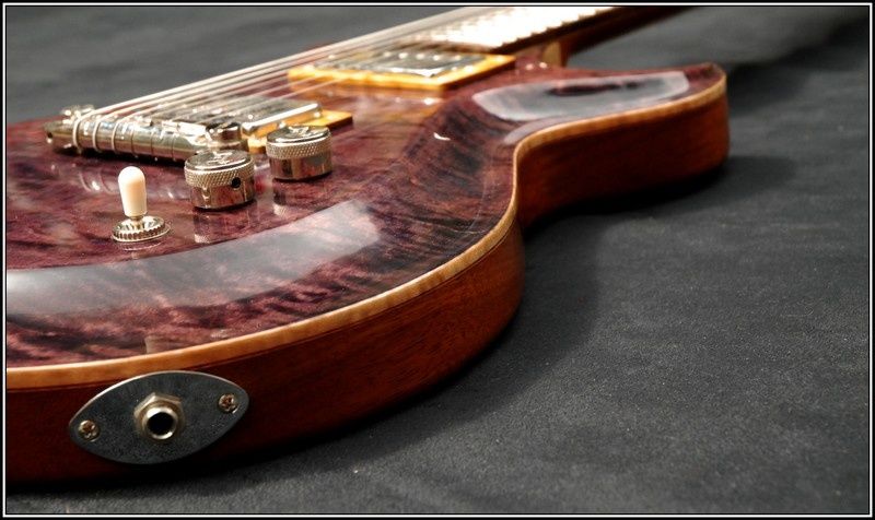 Guitare électrique fabriquée par Jib
